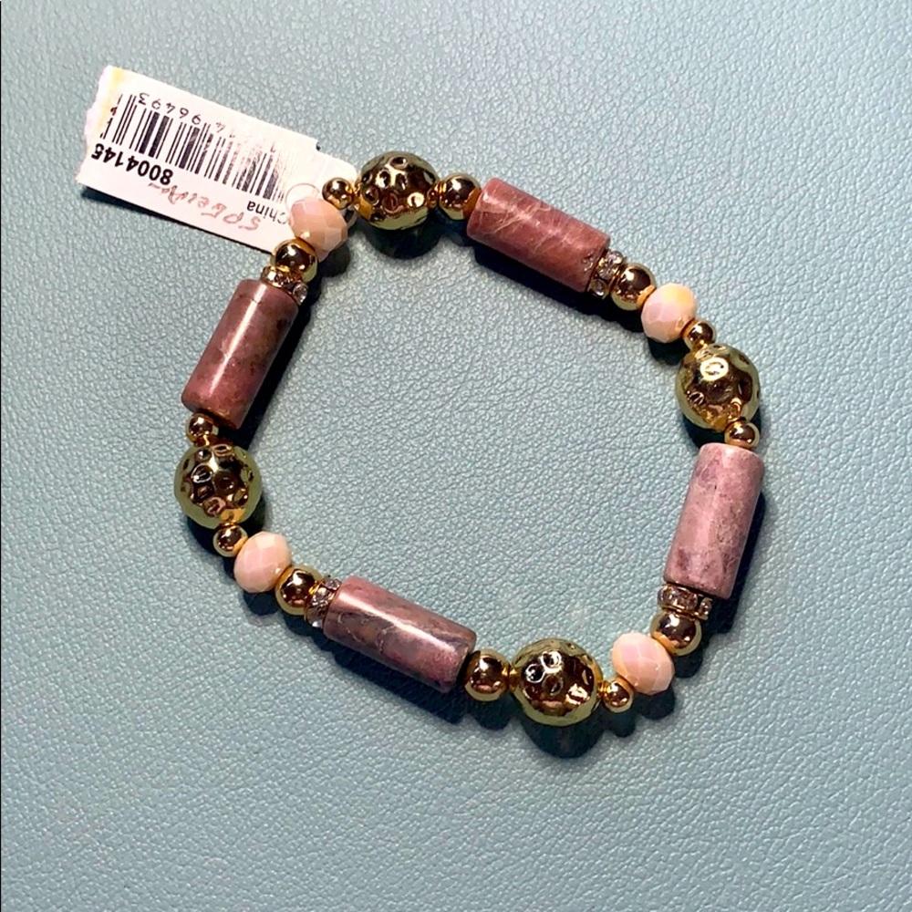 Elastic beaded bracelet